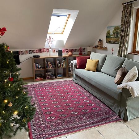 Oak Tree Apartment - Toelgy Lak Pilisszentkereszt Zewnętrze zdjęcie